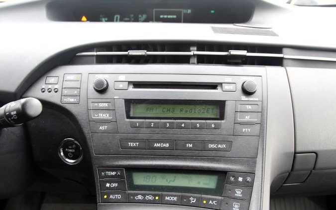 Toyota Prius cena 38300 przebieg: 206337, rok produkcji 2011 z Płock małe 704